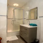 Au Petit Touron Ste Nathalene *